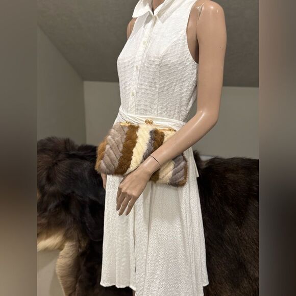 Colorblock Handmade Real Mink Fur Kisslock Clutch/Wristlet/Crossbody - Picture 5 of 15